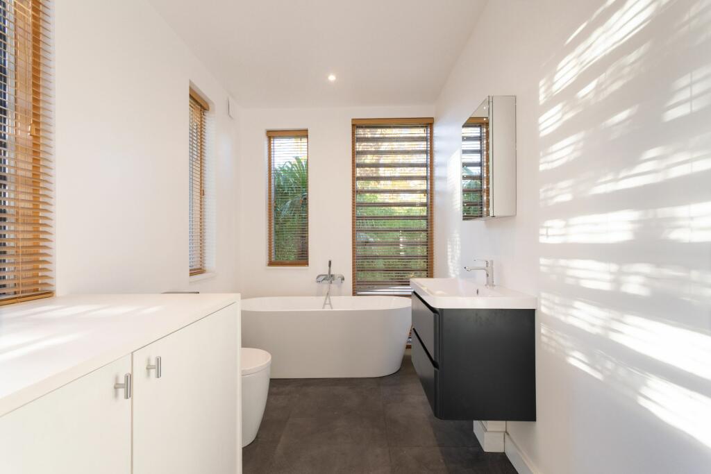 Additional image 8 of Blakers House, Brighton