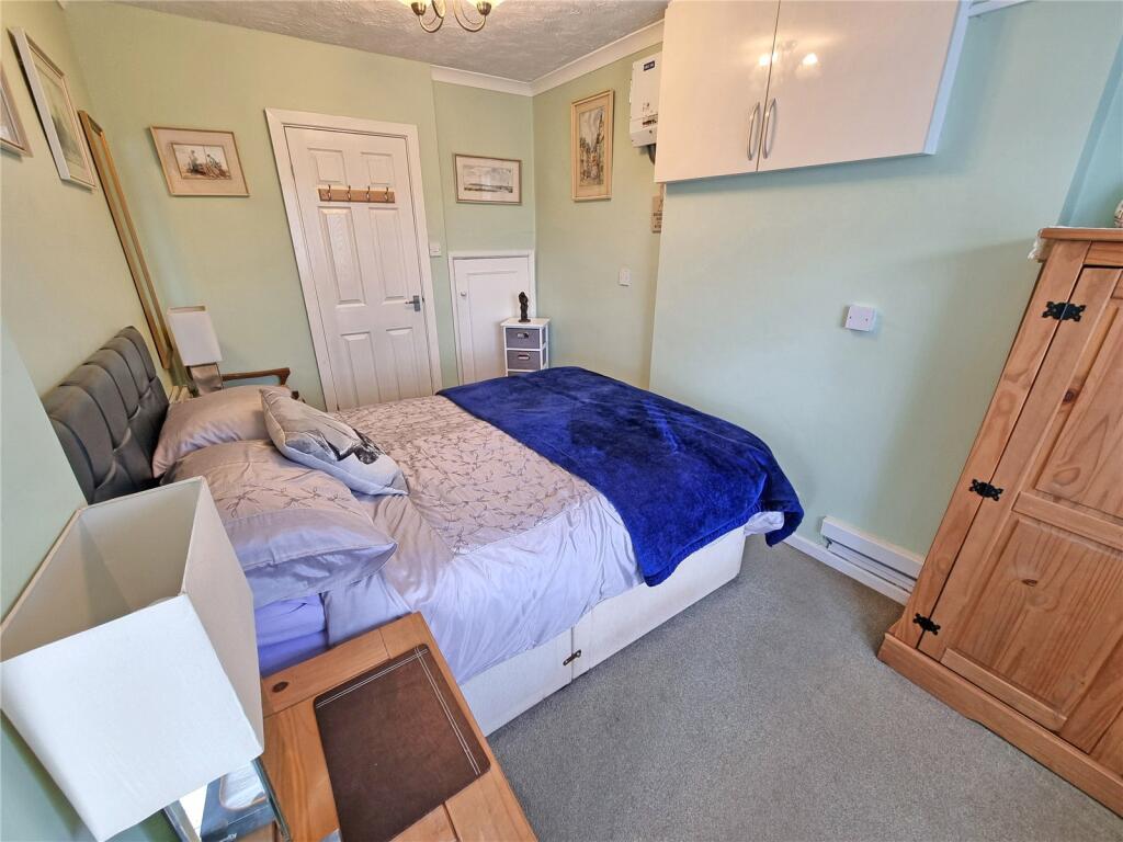 Additional image 9 of Daneswood Road, New Milton, Hampshire, BH25