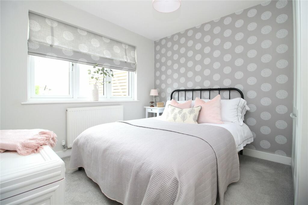 Additional image 6 of Southern Lane, Barton On Sea, New Milton, Hampshire, BH25