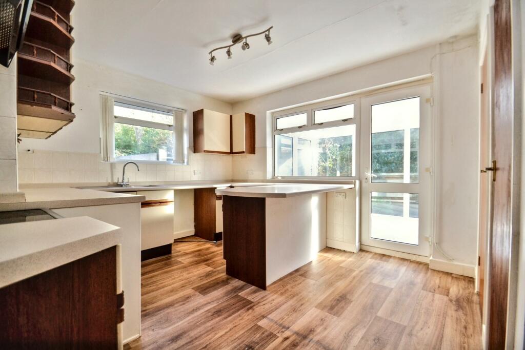 Additional image 4 of Broadstone