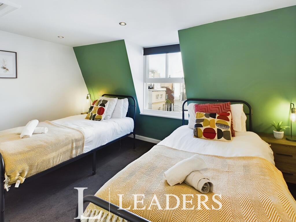 Additional image 11 of Market Street