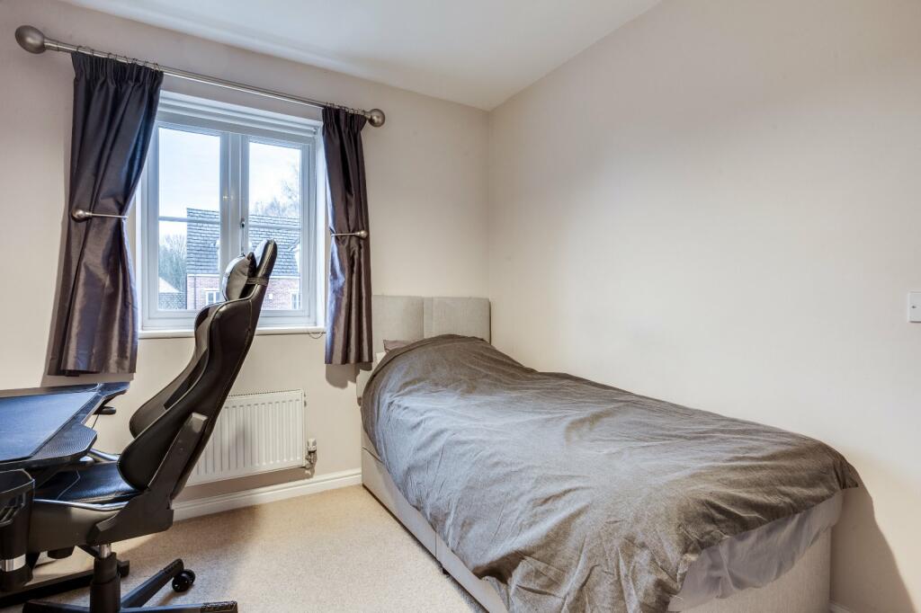 Additional image 13 of Hawthorn Lane, Cleckheaton, BD19