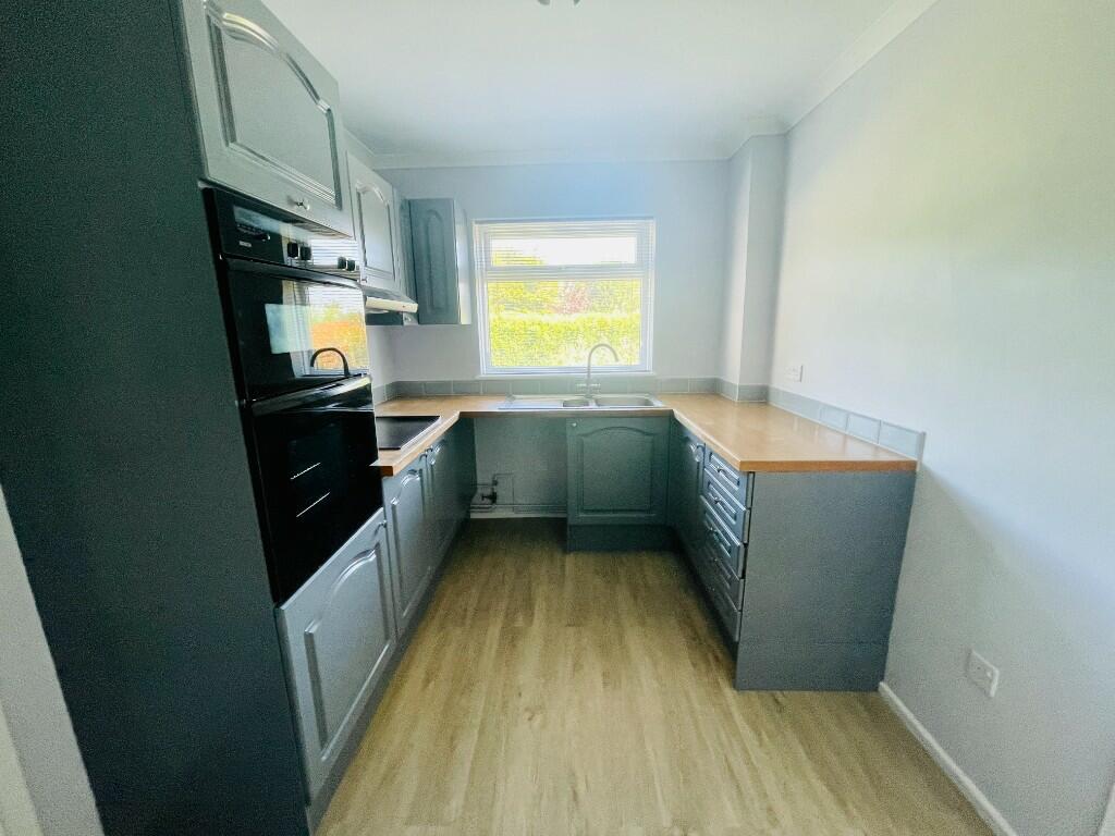 Additional image 4 of Falmer Close, Eastbourne, East Sussex, BN20