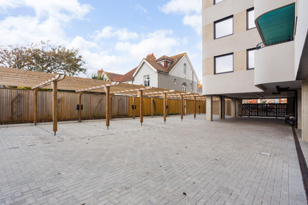 Additional image 18 of Kingsway, Hove, BN3