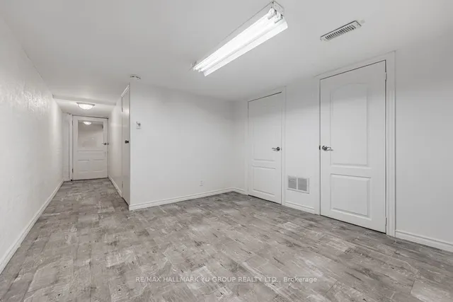 Additional image 18 of 25 Howland Rd