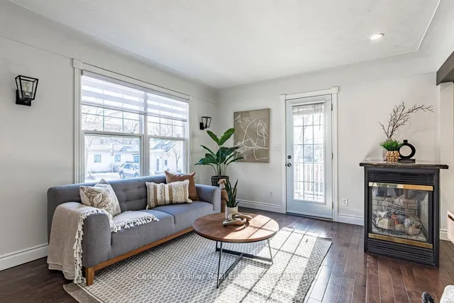 Additional image 7 of 2 Bond St