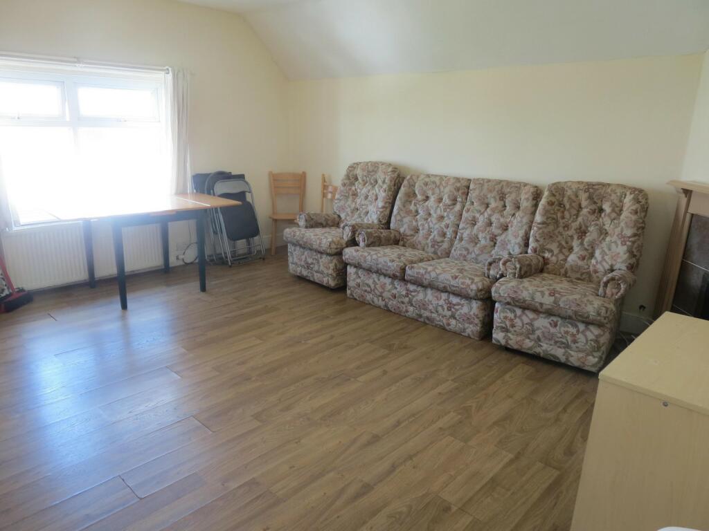 Additional image 3 of 3 bedroom Second Floor Flat in Bournemouth