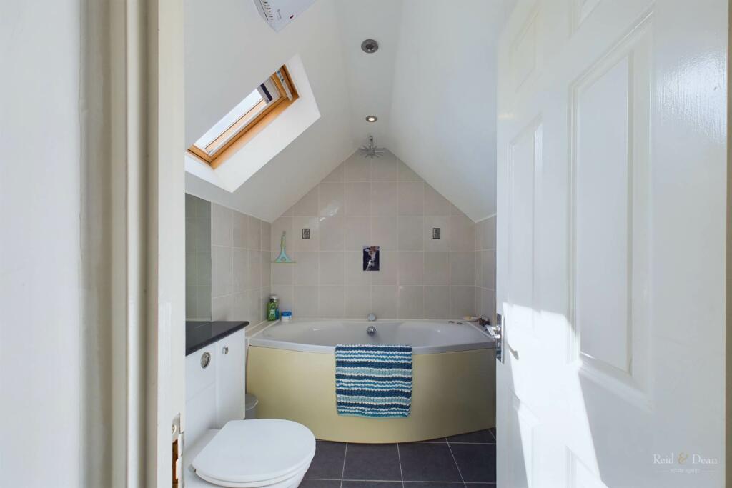 Additional image 26 of The Piazza, Sovereign Harbour