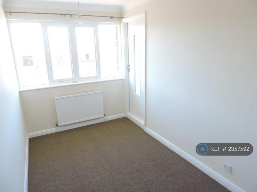 Additional image 8 of Meadway Court, Southwick, Brighton, BN42