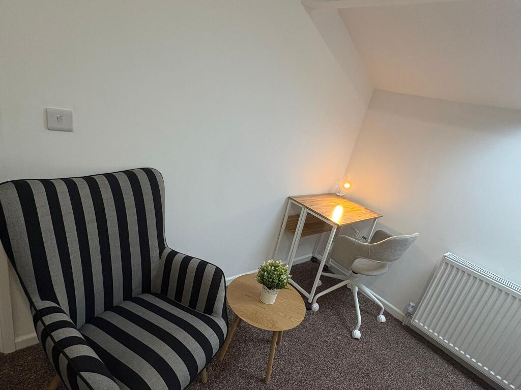Primary image of Room 6, Parsonage Street