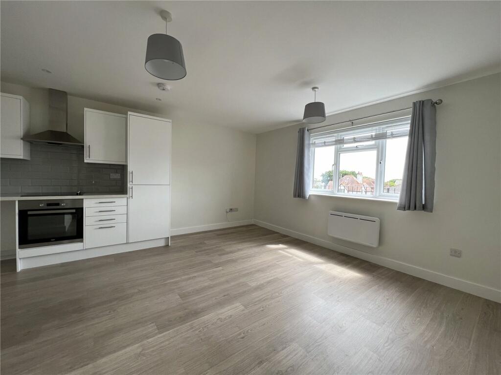 Additional image 2 of Lymington Road, Highcliffe, Christchurch, BH23