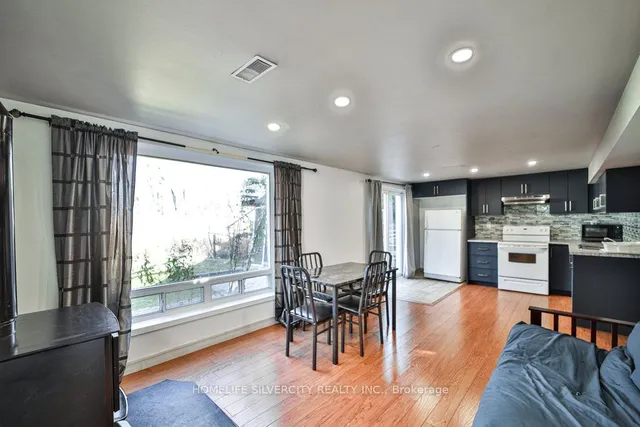 Additional image 28 of 79 Weir Cres