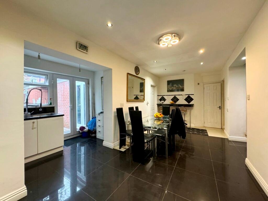 Additional image 32 of Somerset Drive, Bury, BL9