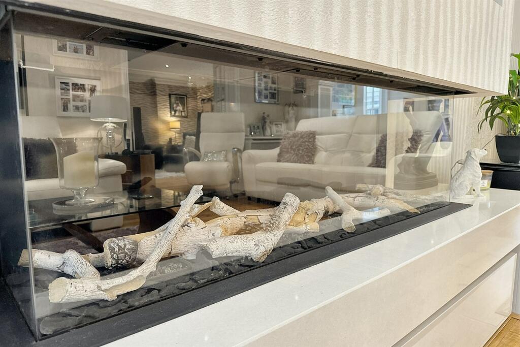 Additional image 10 of Golf Links Road