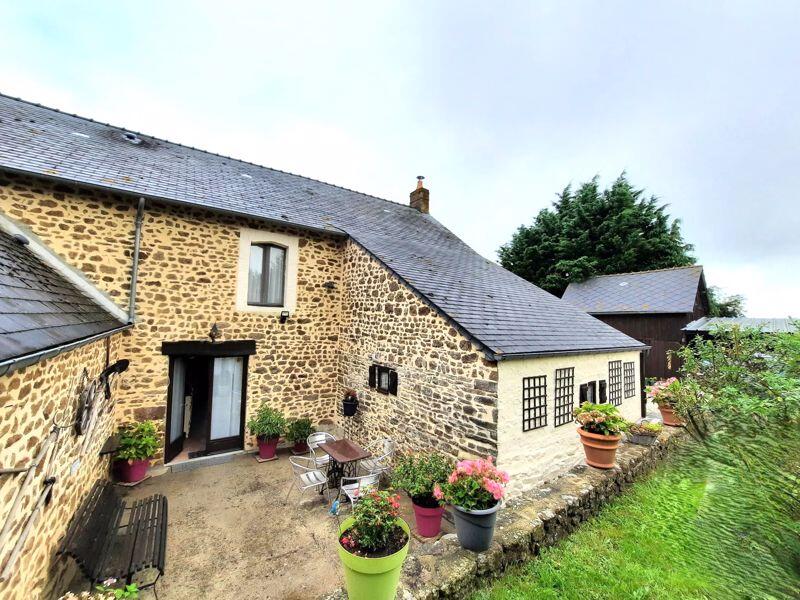 Additional image 2 of Pays de la Loire, Mayenne, Lassay-les-Chateaux, France