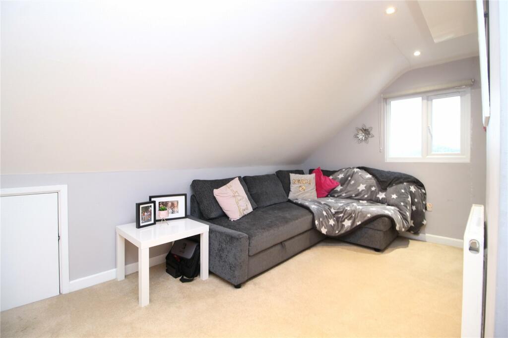 Additional image 13 of Vincent Road, New Milton, Hampshire, BH25