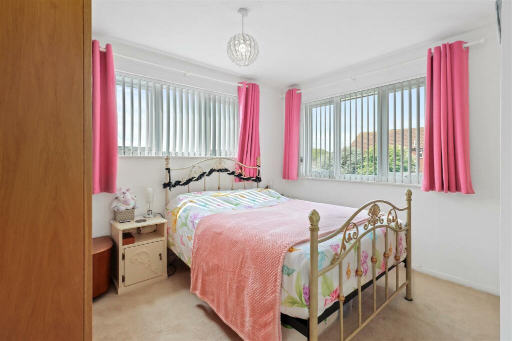 Additional image 12 of Leamland Walk, Hailsham