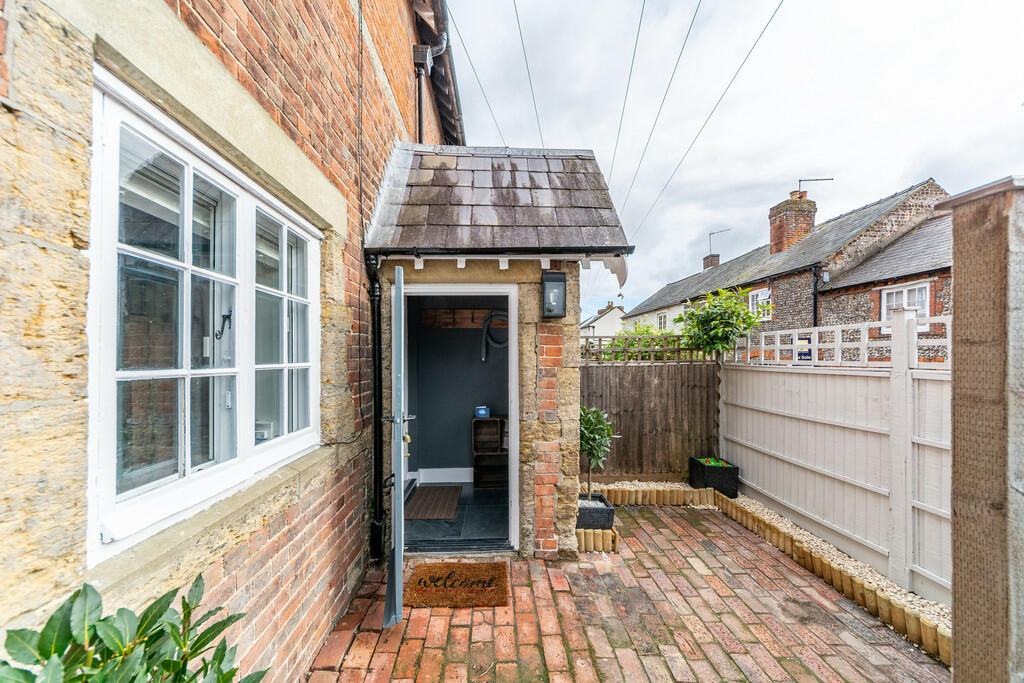 Additional image 11 of Bond Street, Arundel