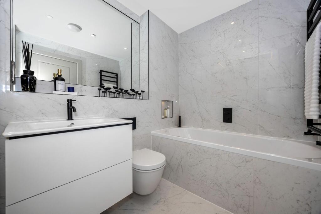 Additional image 20 of Marine, Skylarks, Ovingdean, BN2