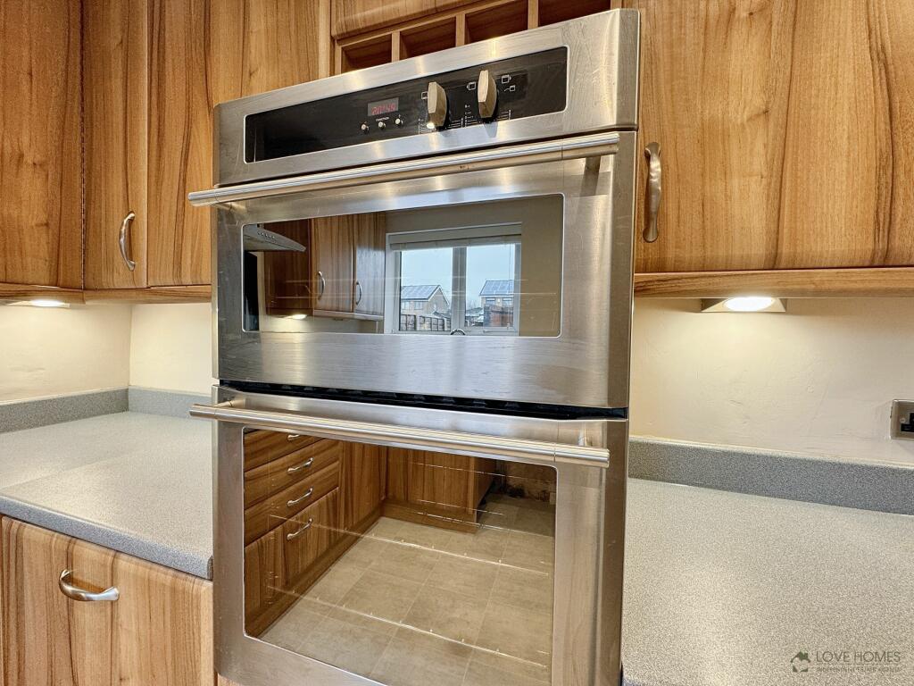 Additional image 8 of Simonbury Close, Bury