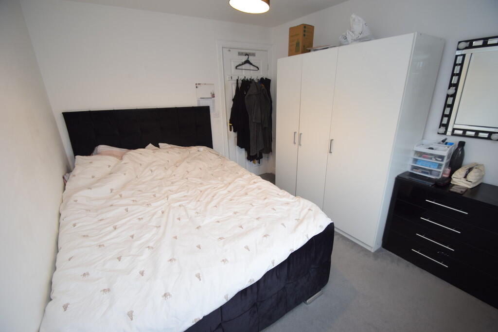 Additional image 8 of Burghley Walk, Shipley