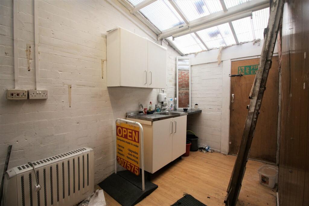 Additional image 6 of Blackburn Road, Bolton, BL1