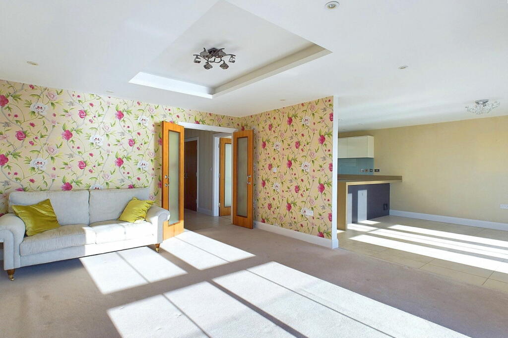 Additional image 5 of Marine Parade, Worthing, BN11 3FE