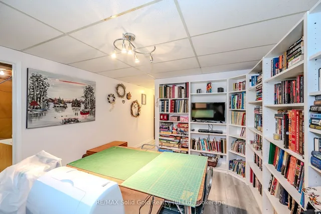 Additional image 33 of 120 Albion Crt