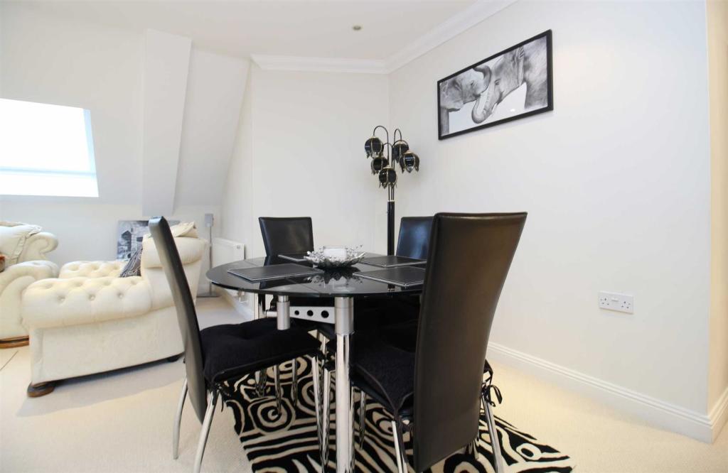 Additional image 5 of Becton Lane, Barton On Sea, Hampshire, BH25