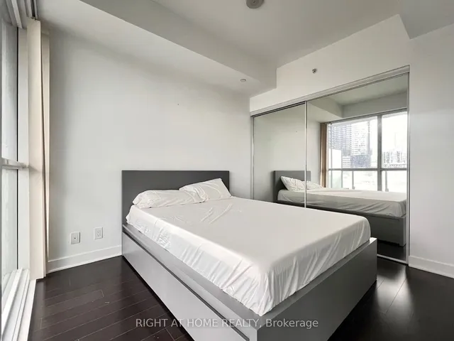 Additional image 11 of 15 Grenville St Unit 1711