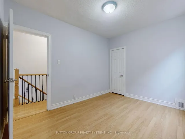 Additional image 9 of 35 Day Ave