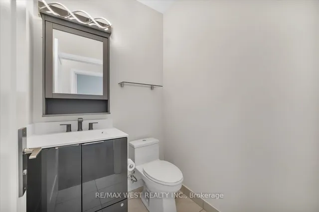 Additional image 19 of 56 Annie Craig Dr Unit UPH05