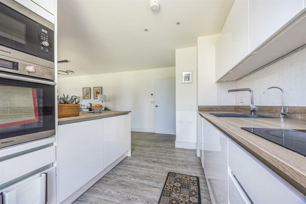 Additional image 10 of West Cliff Road, Bournemouth