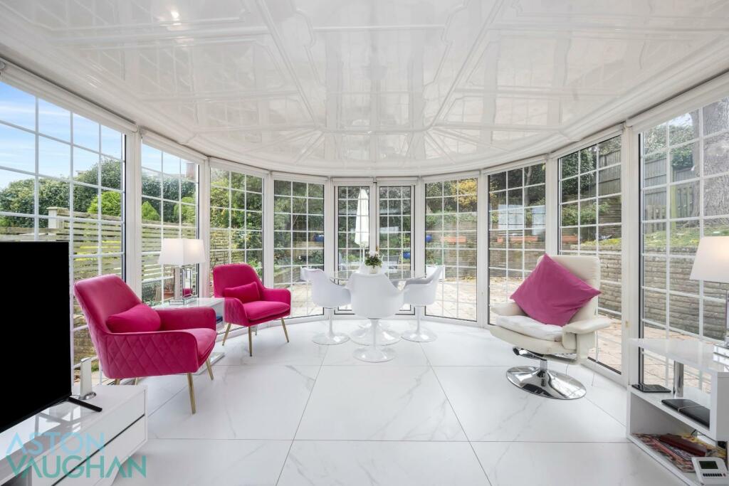 Additional image 16 of Wanderdown Close, Ovingdean, Brighton