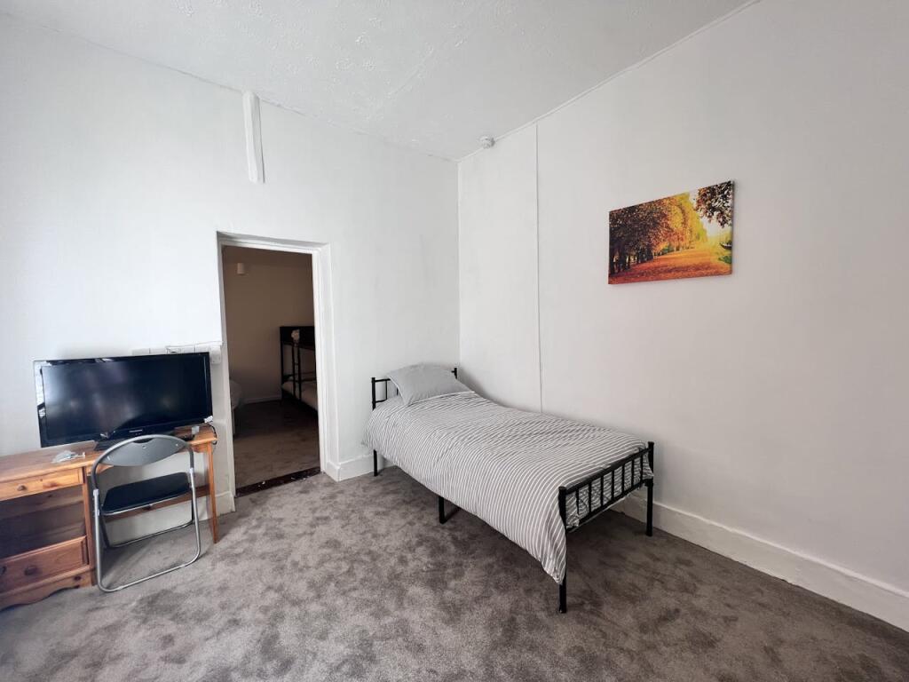 Additional image 5 of Mayfield Guest House, 46 Frances Road, Bournemouth, BH1 3SA