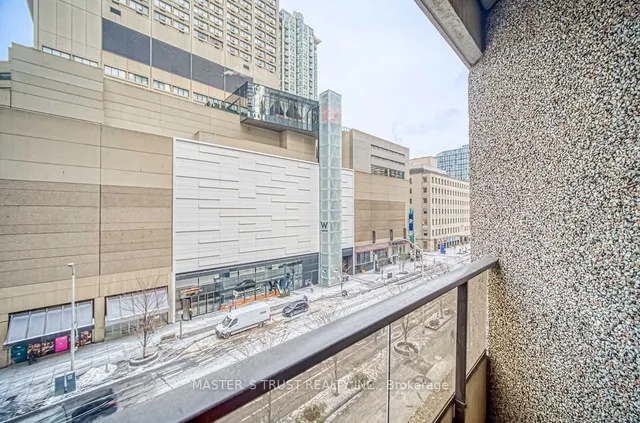 Additional image 18 of 55 Bloor St Unit 607