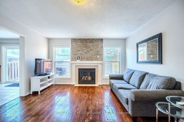 Additional image 12 of 733 Edwards Ave