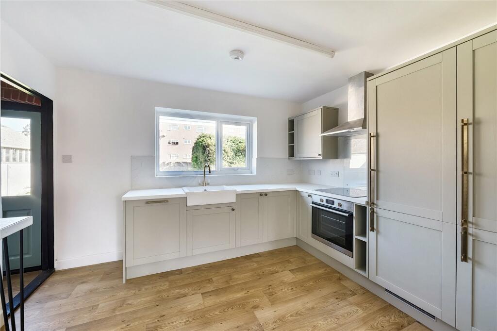 Additional image 2 of Ashley Road, New Milton, Hampshire, BH25