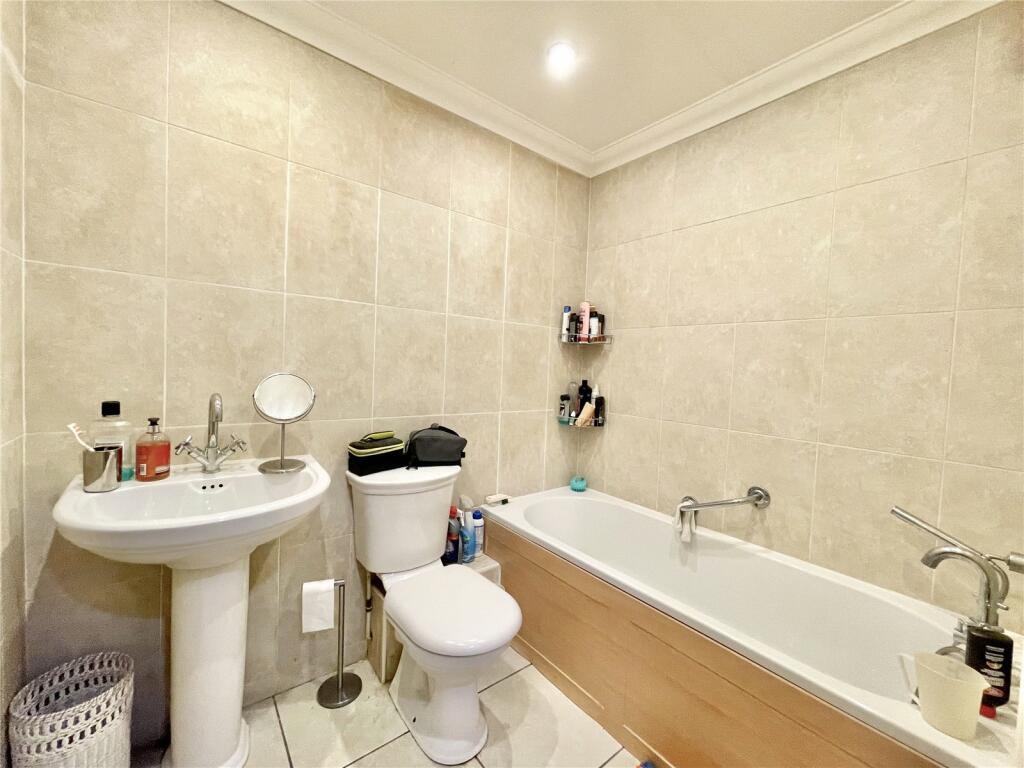 Additional image 8 of Stuart Road, Highcliffe On Sea, Christchurch, Dorset, BH23