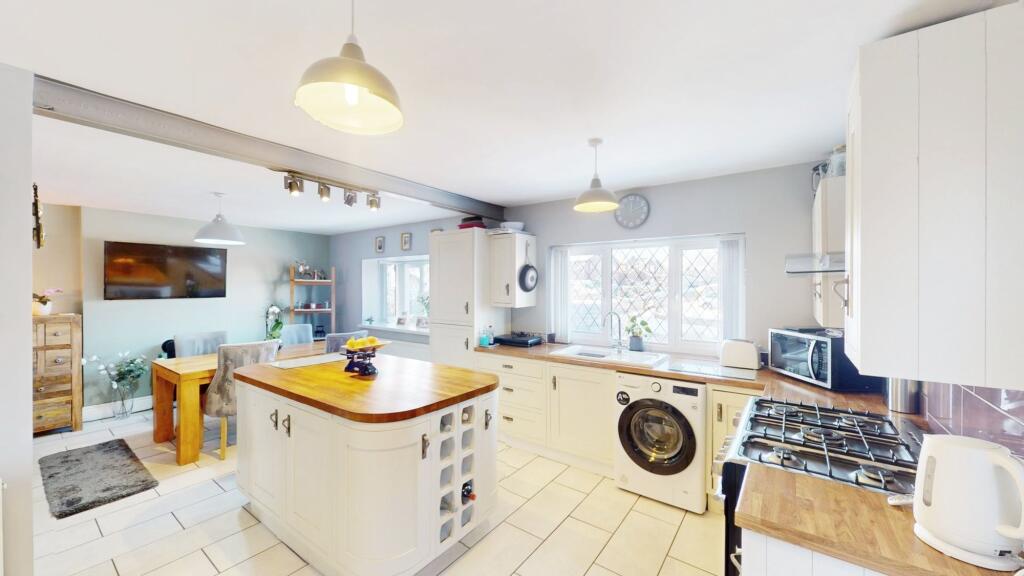 Additional image 2 of Southover, Westhoughton, BL5