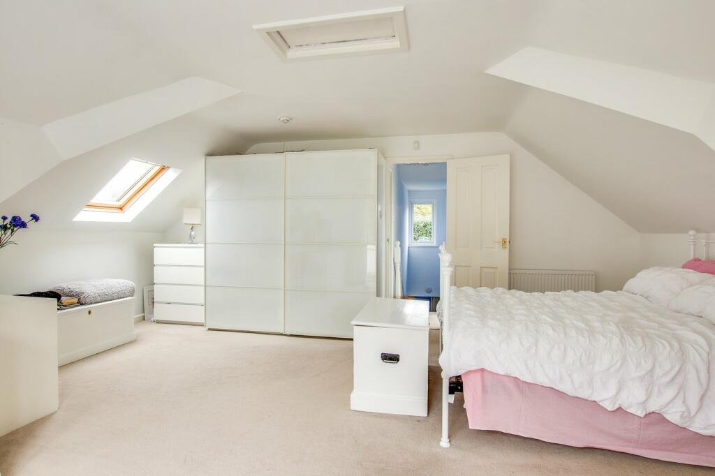 Additional image 14 of Elphinstone Road, Highcliffe, Christchurch, BH23