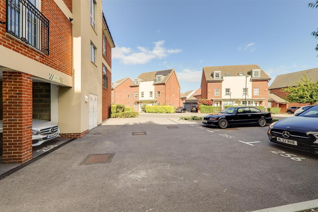 Additional image 18 of Cambrian Way, Worthing, BN13
