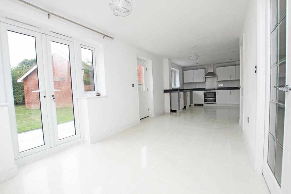 Additional image 12 of Buckingham Gardens, Polegate, BN26 6FT