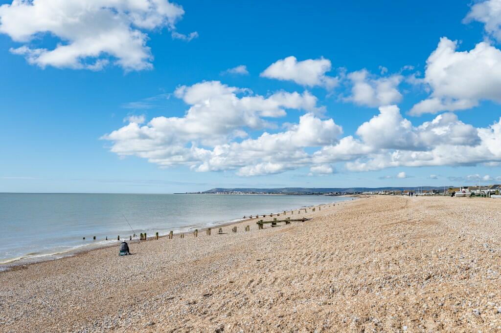 Additional image 33 of Coast Road, Pevensey Bay
