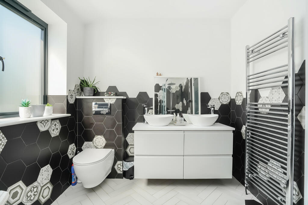 Additional image 8 of Arundel Drive West, Saltdean, Brighton, East Sussex, BN2