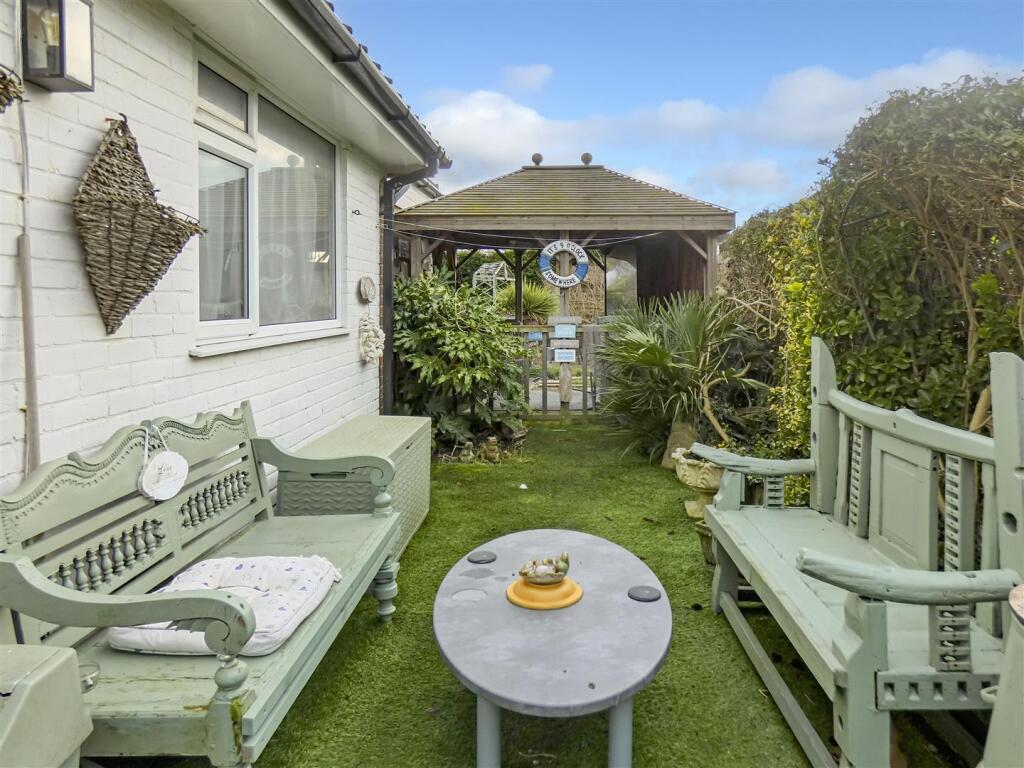 Additional image 10 of Seawaves Close, East Preston