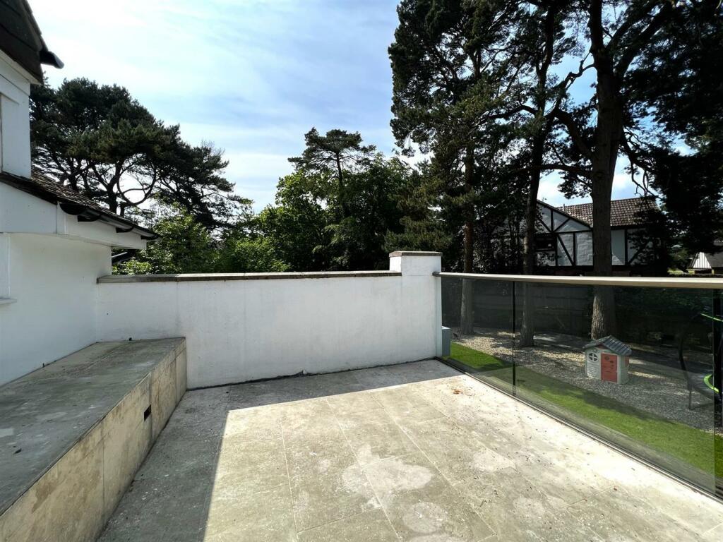 Additional image 10 of Higher Blandford Road, Broadstone, Dorset, BH18