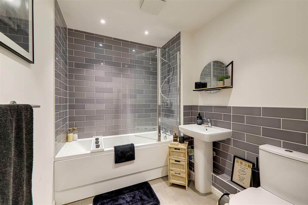 Additional image 15 of Cambrian Way, Worthing, BN13