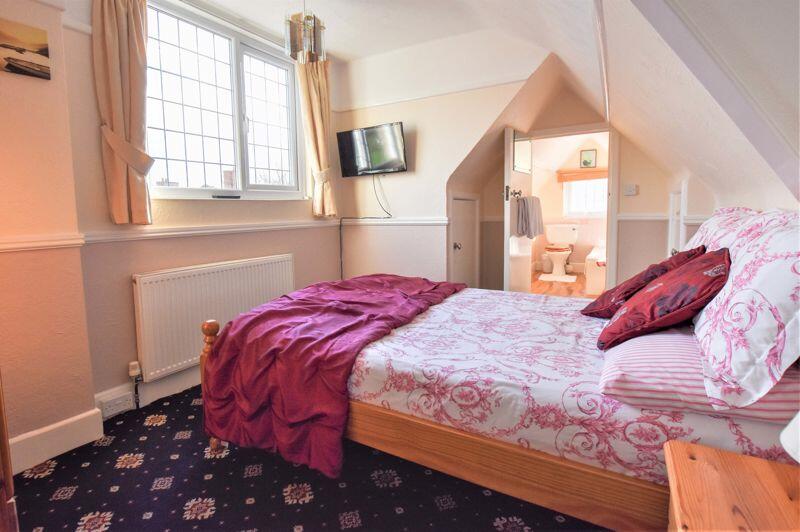 Additional image 21 of KINGS ROAD WEST - TWO DOUBLE BEDROOM OWNERS QUARTERS - ATTACHED TO 9 BEDROOM GUEST HOUSE