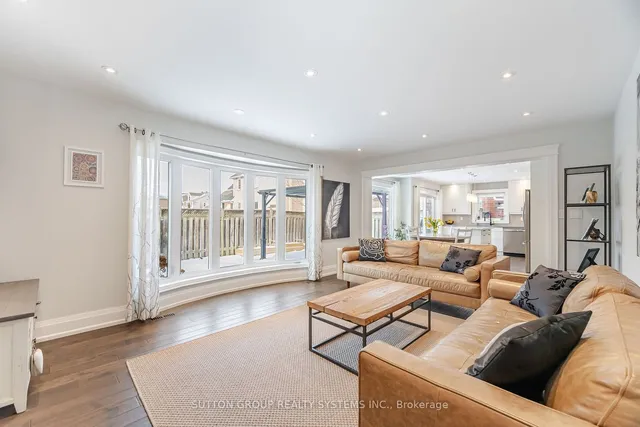 Additional image 16 of 984 Lancaster Blvd